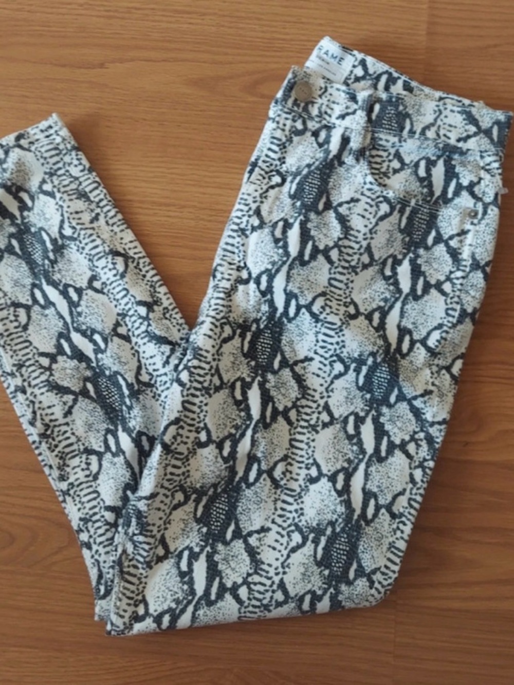 Frame Denim Snake-Print Skinny Pants in Black & Cream